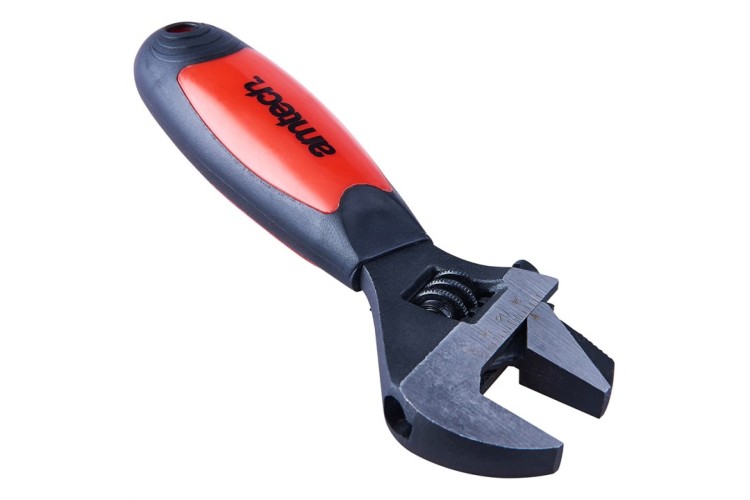 2-In-1 Stubby Pipe/Adjustable Wrench
