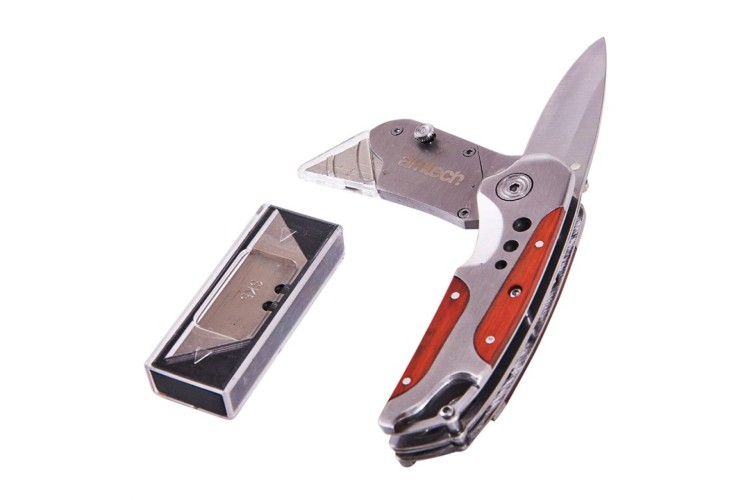 2-In-1 Tradesman Knife With 5 Blades